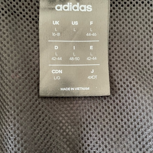 Adidas women’s windbreaker jacket black - Picture 5 of 7